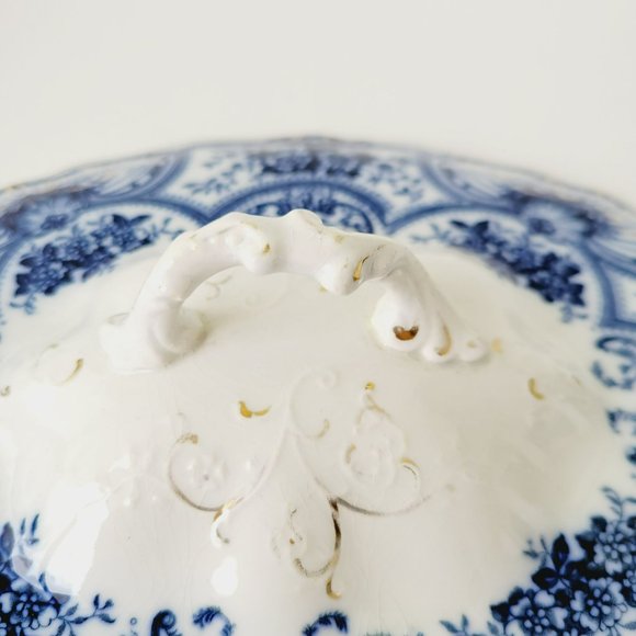J&G Meakin Flow Blue Covered Vegetable Dish, Embossed w/Gold Accents, England - Picture 3 of 16